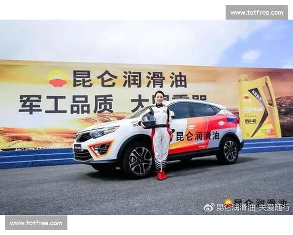 赛车女神直播首秀，甜美讲解，让你看懂每一场比赛！